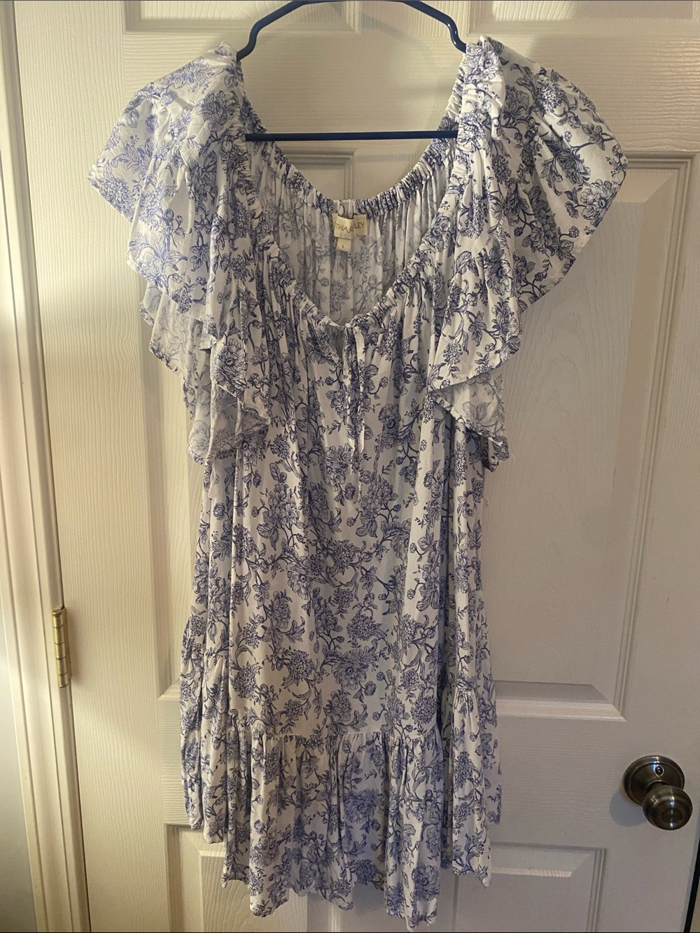 Cynthia Rowley White and Blue Floral Ruffled Mini Dress. Size Large